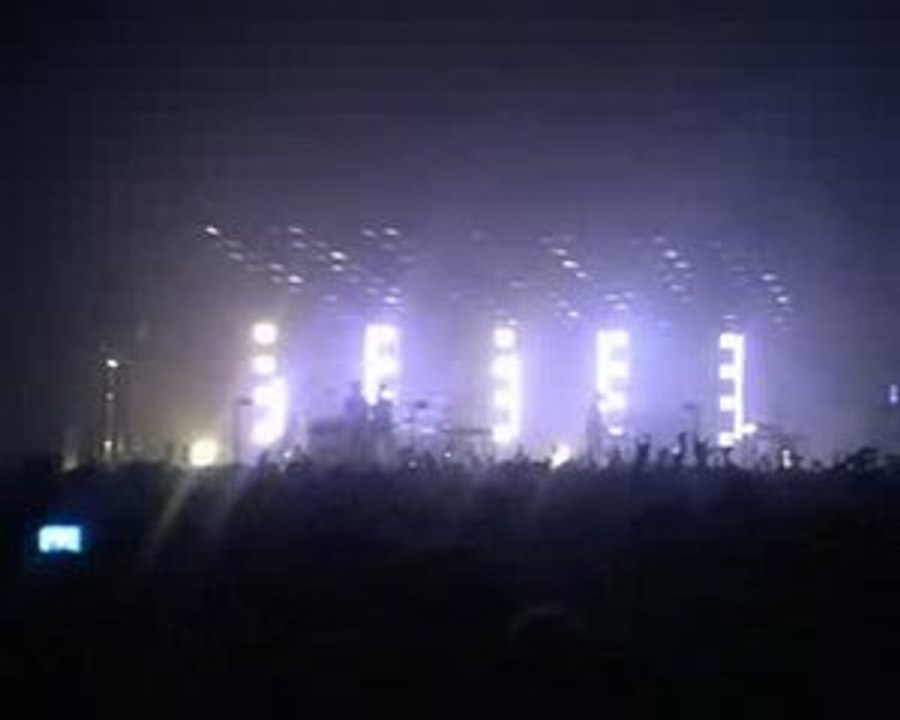 Nine Inch Nails - Extrait du concert - Rockhall 09/07/2009