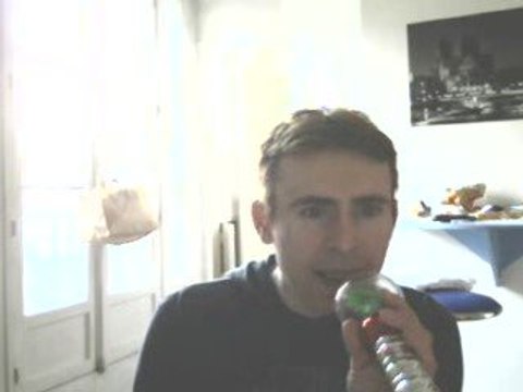 Wiwi égratigne esclave de la musique