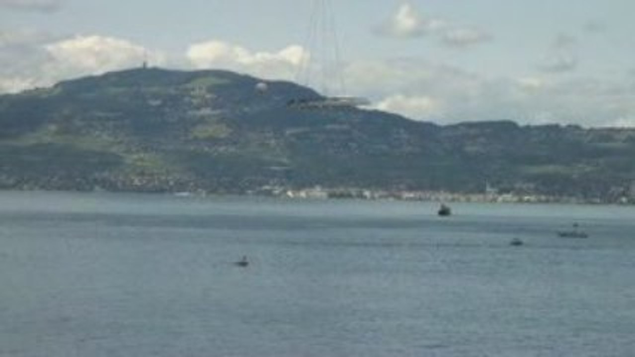 Alinghi 5 : mise à l'eau