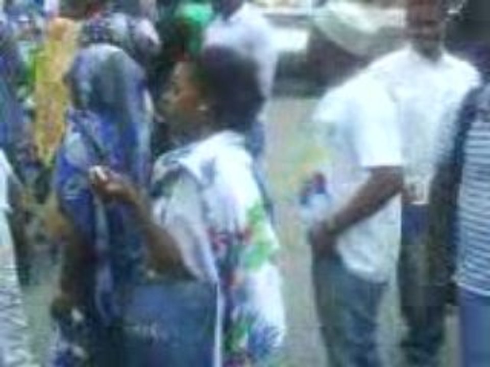 crash A310 yememia aux comores (marche silencieuse a paris)