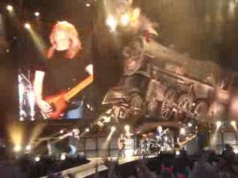 ACDC - Marseille 09/06/2009 - shot down in flames