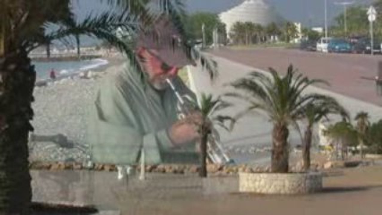 Trompette au bord de mer