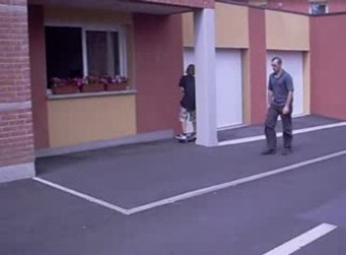 descente en skate puis tricks