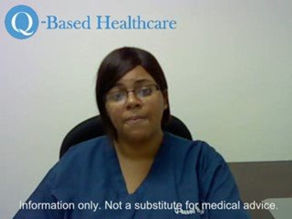 How does ringworm in cats spread?