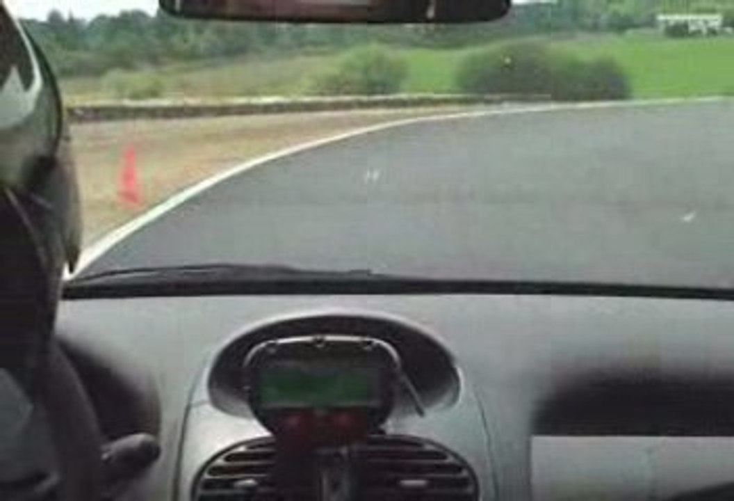 206S16 au circuit du bourbonnais