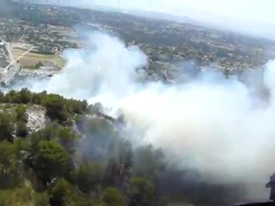 Largage HBE sur feu à Allauch