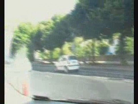 street bench-petit tour d'ldv sur fond de mk-j