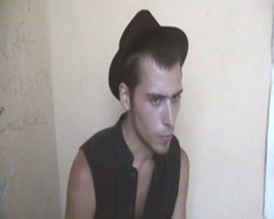 street bench-jonas nouvel habitant d'ldv