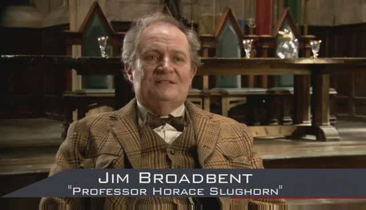 HARRY POTTER PREVIEW: Half-Blood Prince Clips and Interviews