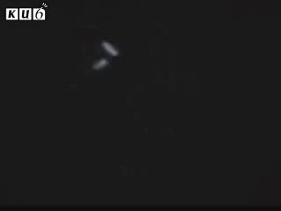UFO Triangular Shape over China Amazing! Video