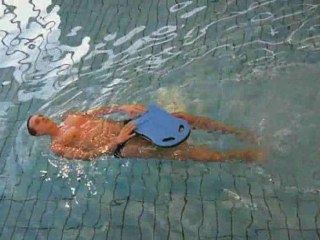 Everybodyswim, leçon 4: le battement de jambes dorsal (everybodyswim.blogspot.fr)