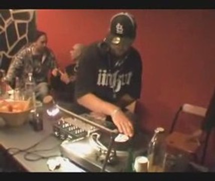 APOCALIPTIK feat AMDYAZ au studio haxo avec dj lord