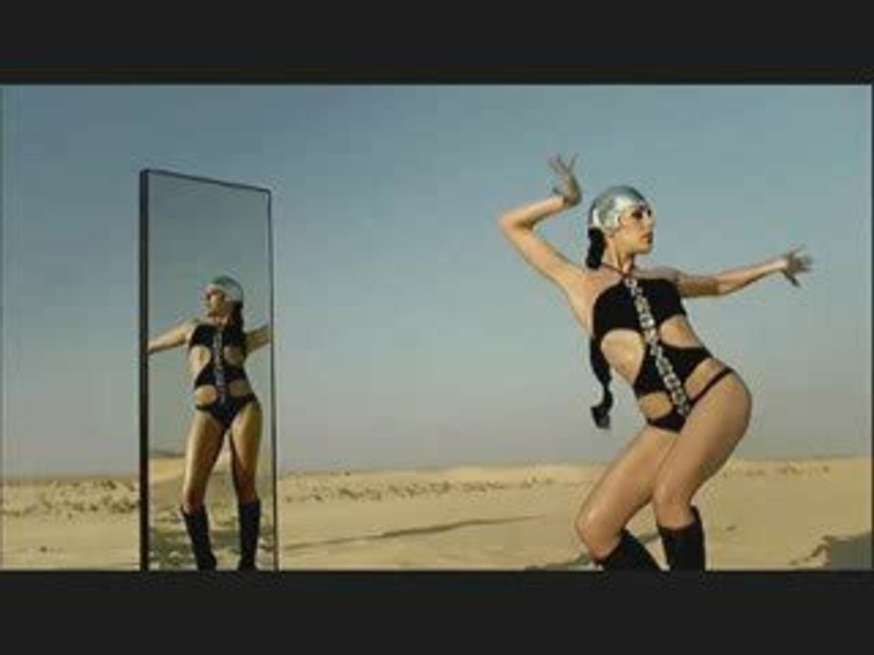 clip intriguant........