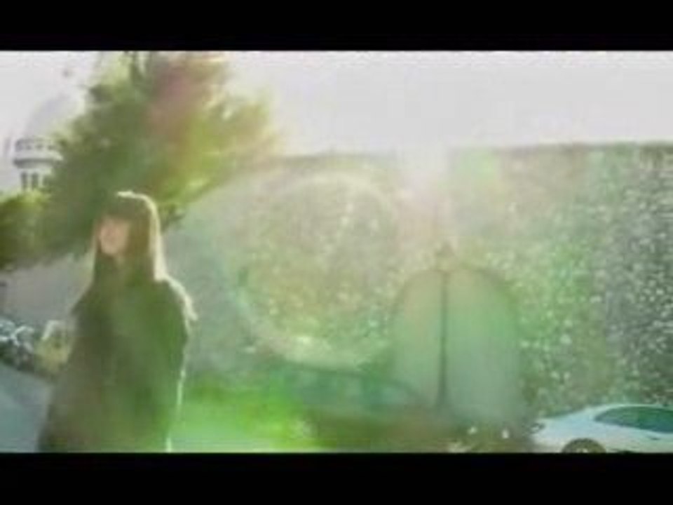 Miyamoto Emiri featuring Solita - Tokyo et Paris