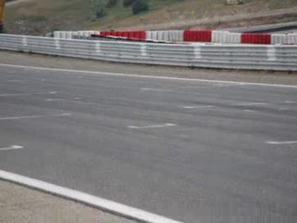 Circuit de ledenon 13-07-09 part 2