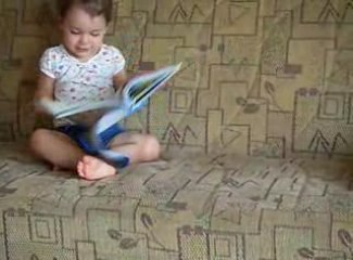 ceylin kitap "bakiyor"