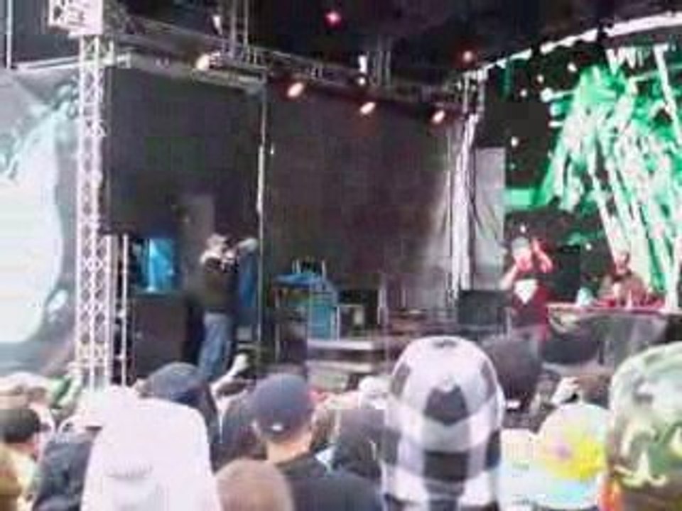 KAAS - Amok Zahltag (live @ Splash 09)