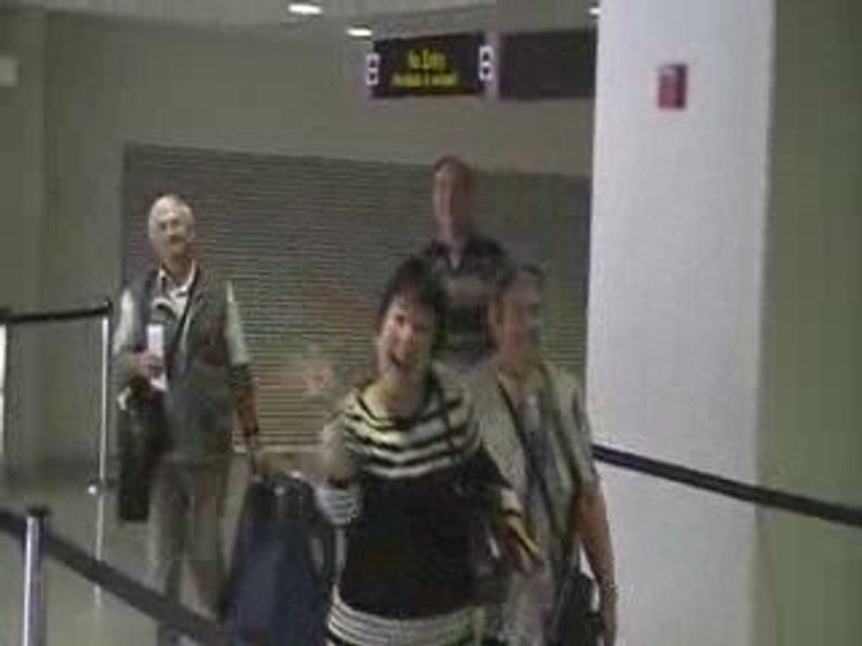 MOV012