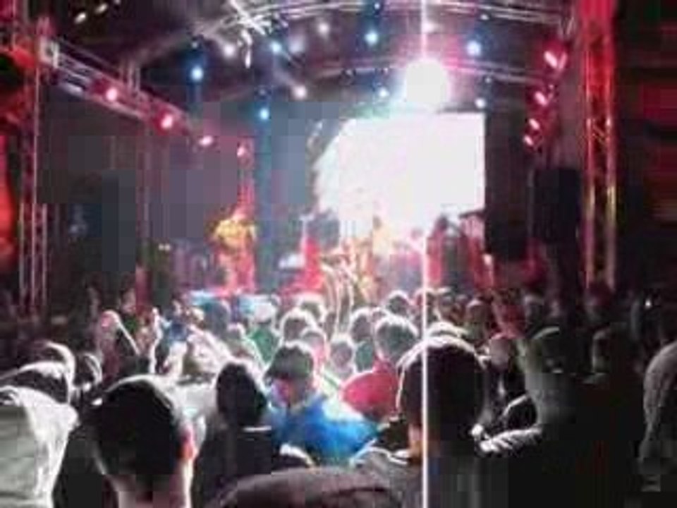 Immortal Technique - Harlem Streets (live @ Splash 09)