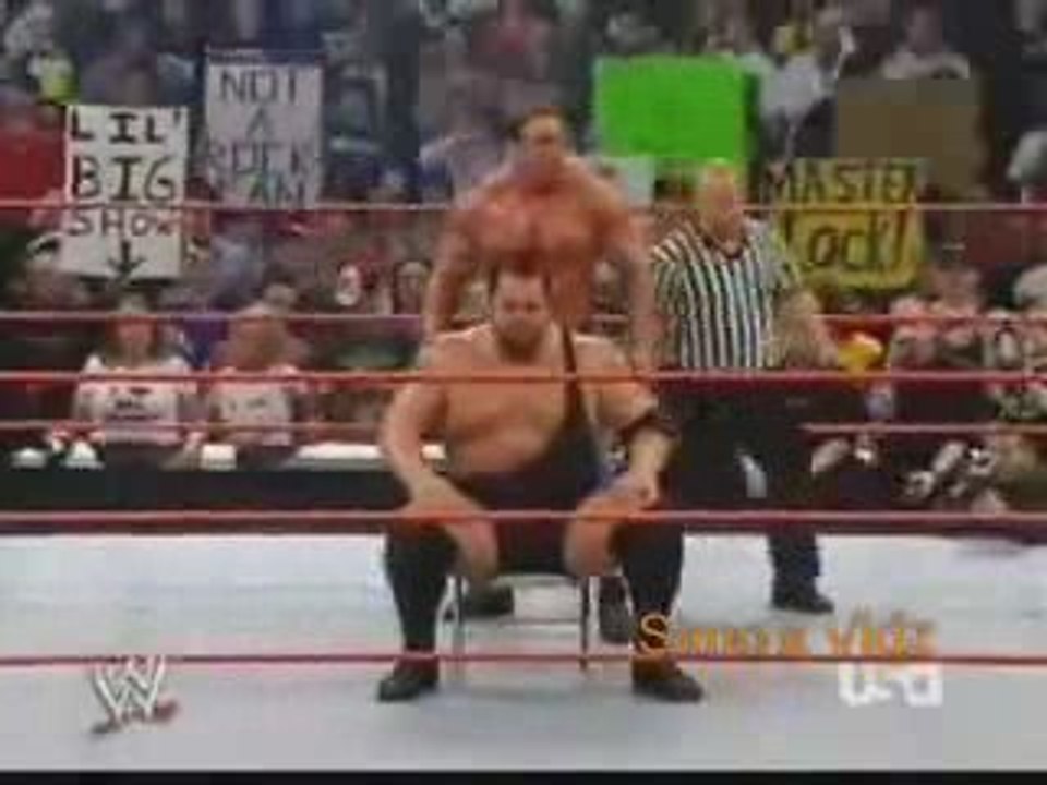 Big Show Attempts The Masterlock Challenge