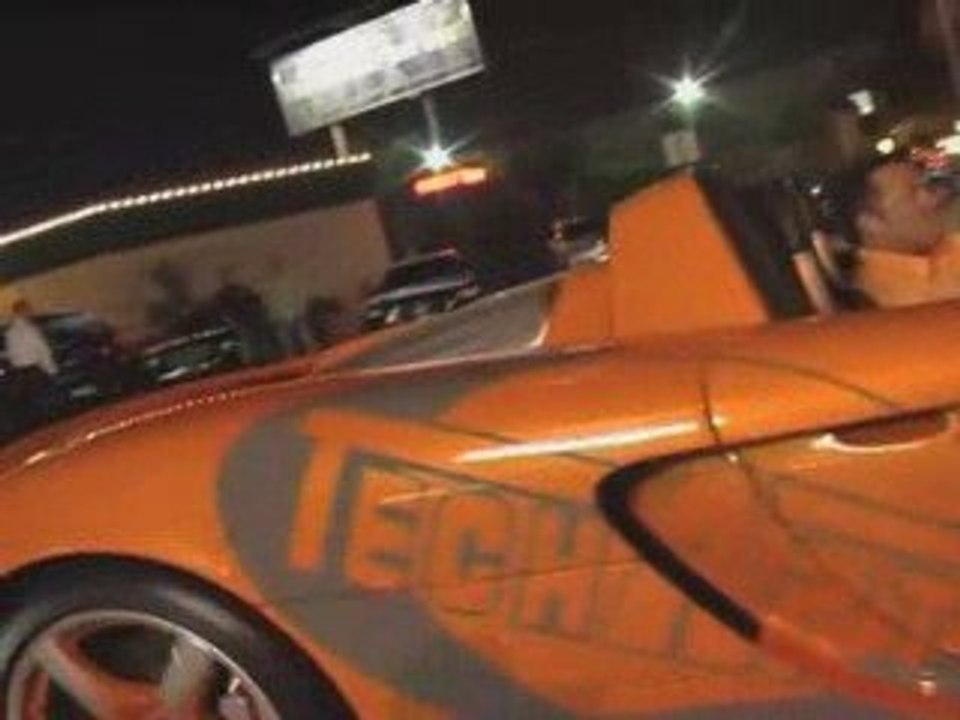 MonSHow Striptease