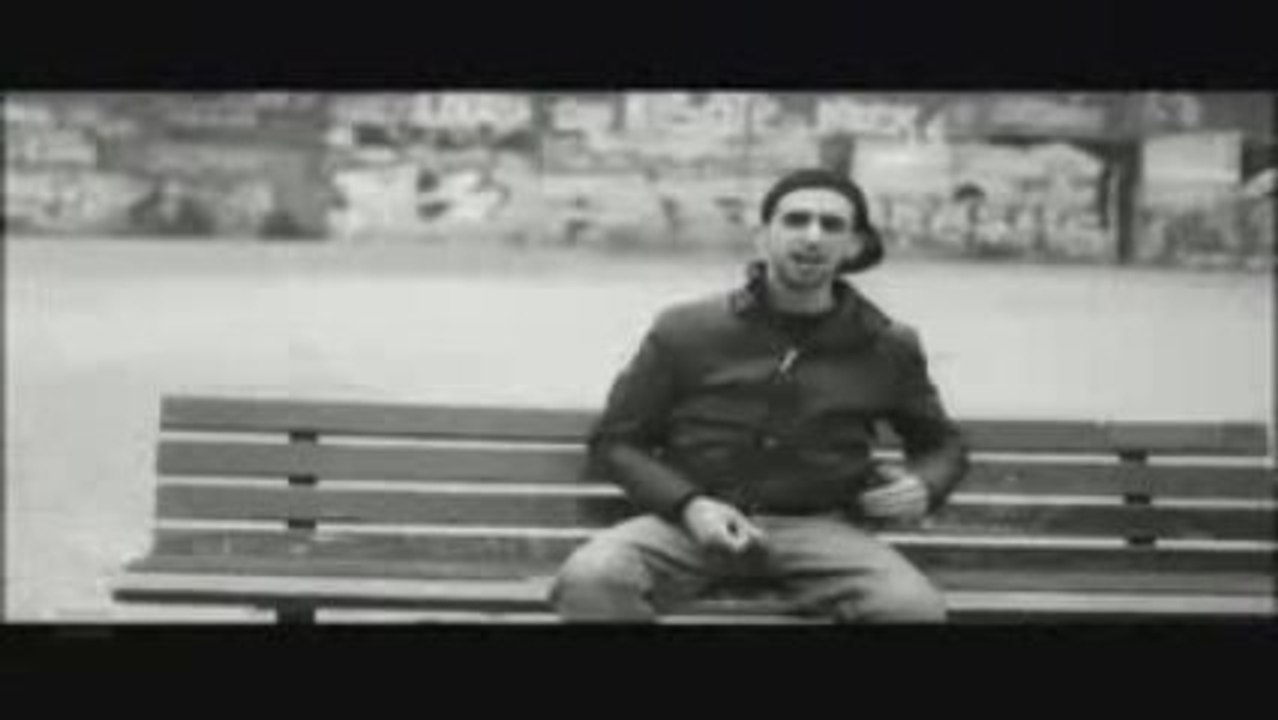 Aketo feat Salif et Soprano"Reveillons nous"