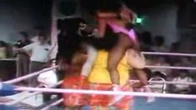 Hollywood & Vine vs Mount Fiji & Little Fiji (GLOW Wrestling