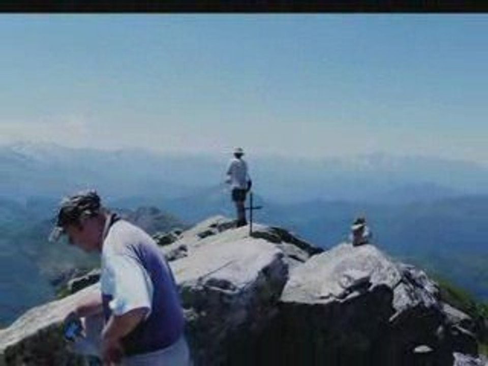 pic des trois seigneurs par l'étang bleu - Pyrénées Ariége