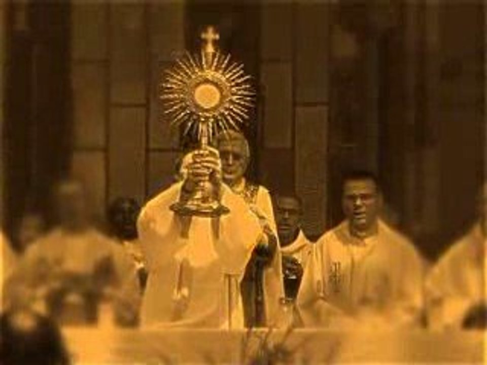 Digne est l’Agneau de recevoir l’adoration