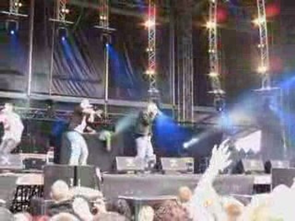 Mäckes PlanB  KAAS Tua Orsons kleine Farm (live @ Splash09)