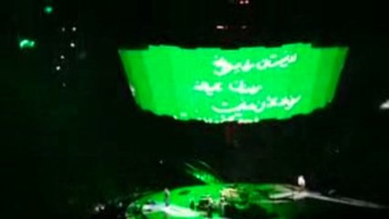 U2  360° Tour  Sunday bloody sunday