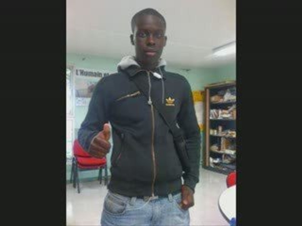 Apo Le Superman Du Ghetto