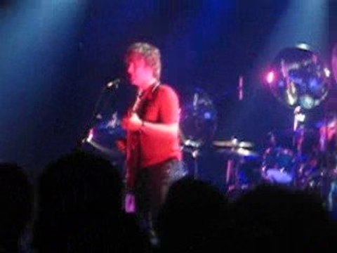 nada surf inside of love live at bataclan