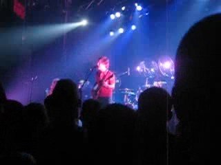 nada surf popular live at bataclan