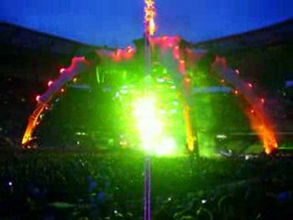 U2 stade de france 11 juillet 01