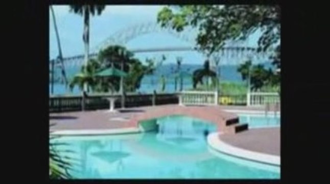 Panama attracts tourists to many islands in two oceans