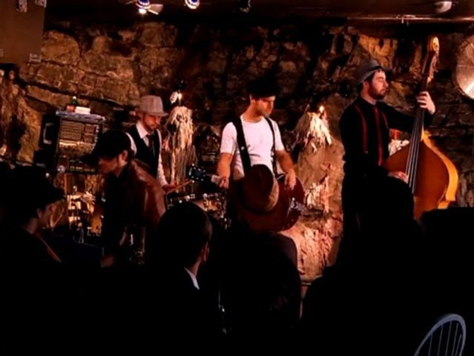 Robert's Creek Saloon - Dirty Bastards