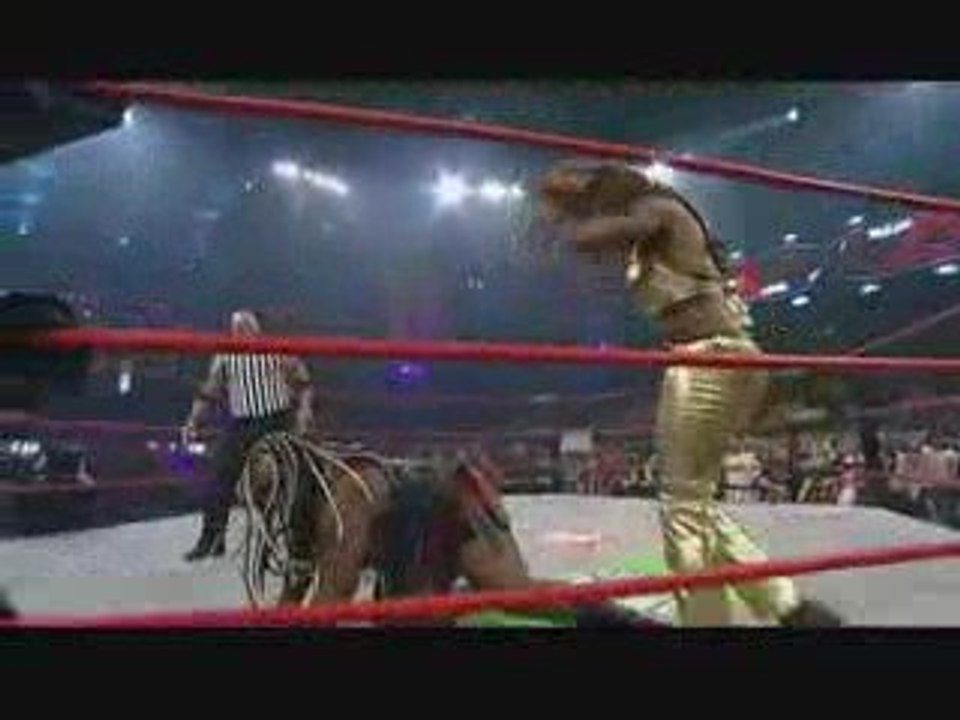 TNA 16/07/09 - Sojo Bolt vs. Awesome Kong