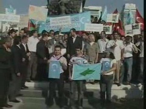 İZMİR ÜLKÜ OCAKLARI - DOĞU TÜRKİSTAN