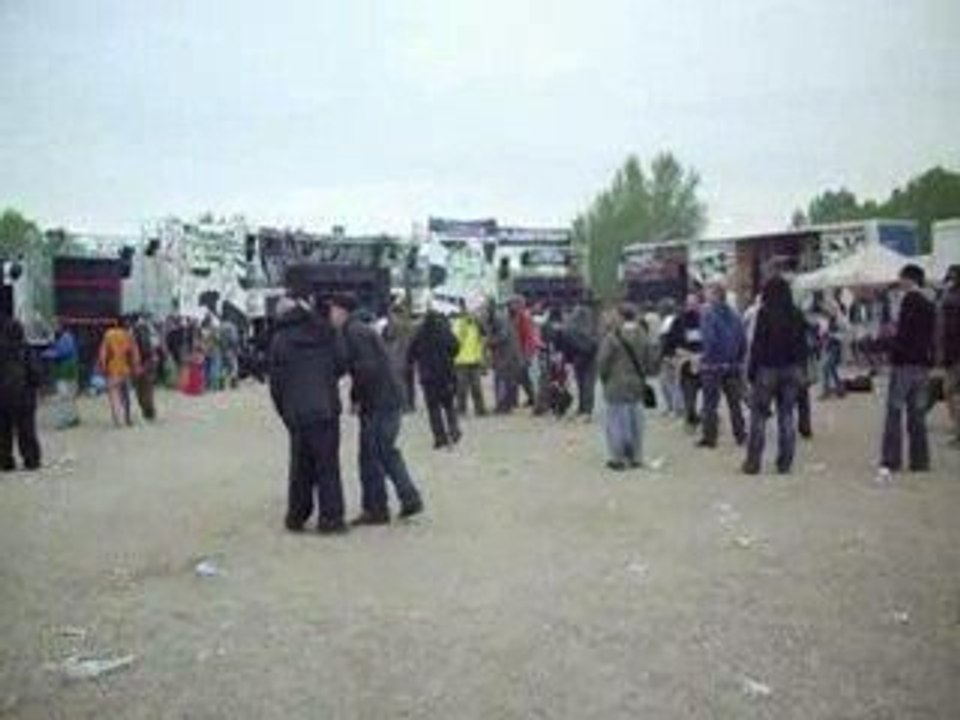 TEKOS 1er MAI 2009 ( LES ANGLAIS )