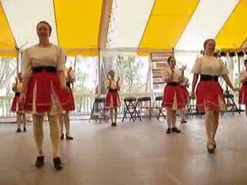 Les  DANCEURS McCULLOCH Écosse 2009