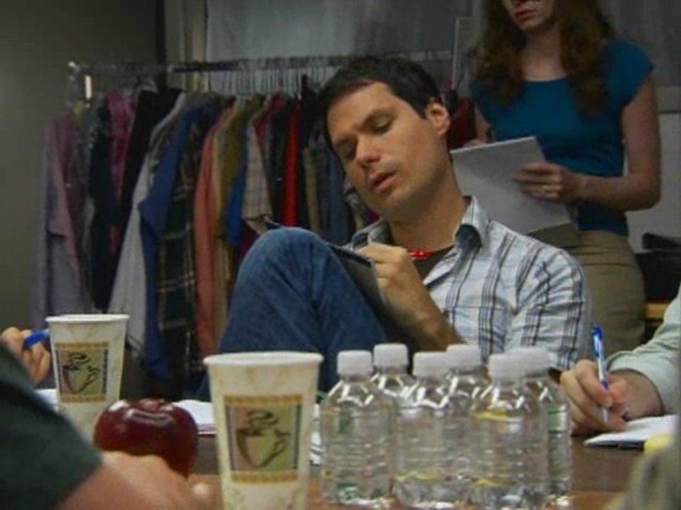 "Michael & Michael Have Issues" – Greg the Intern