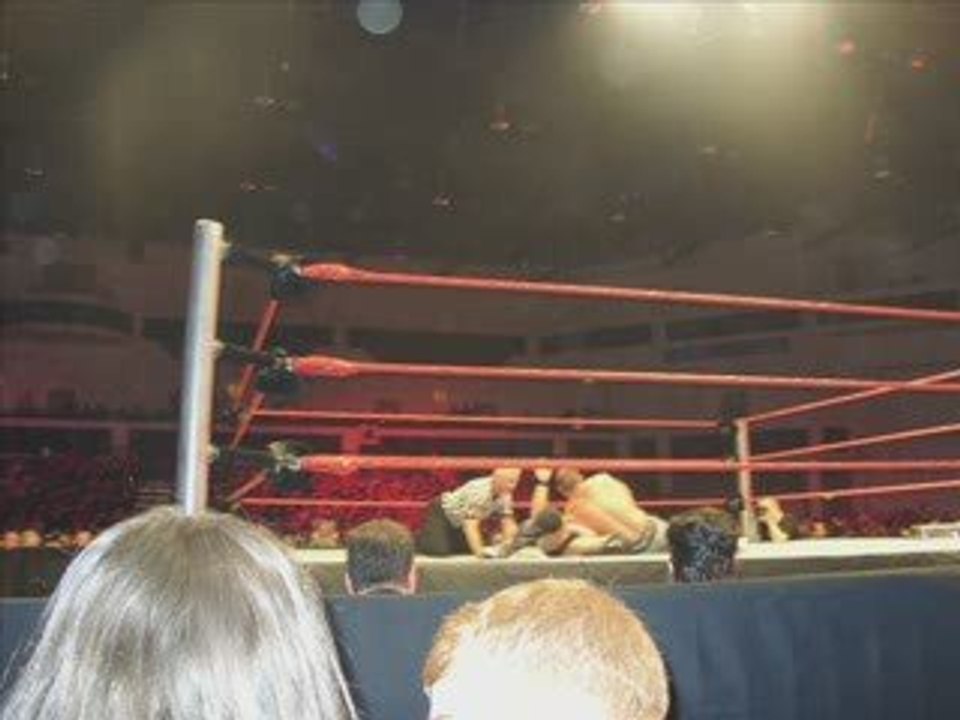 Wwe raw second row pictures