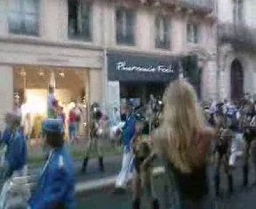 Majorettes Impériales de Montpellier - Défilé