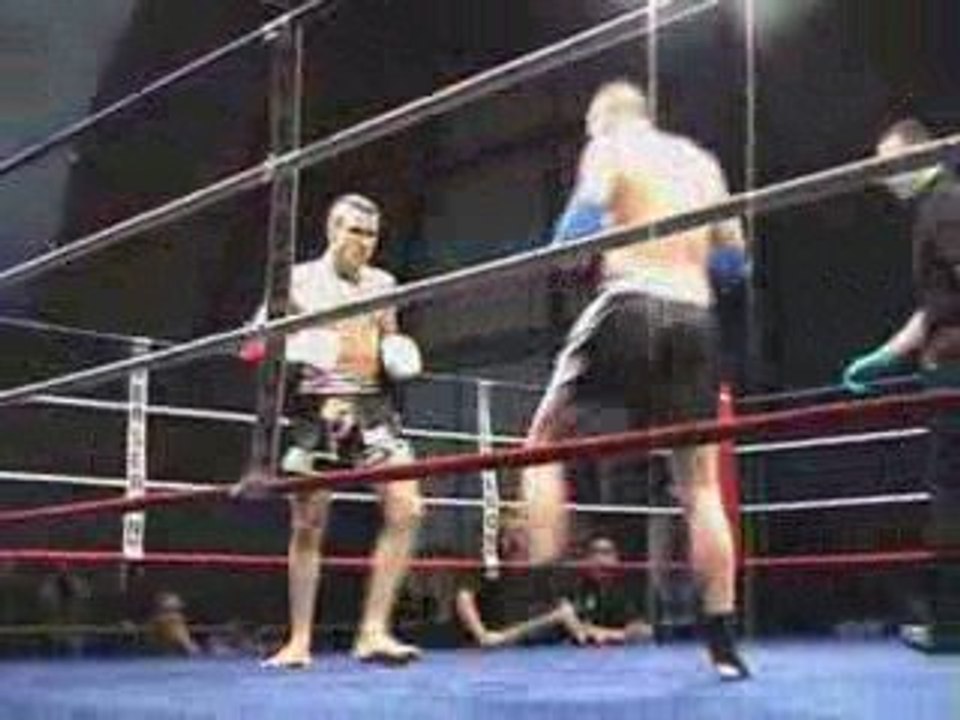 julien cahuzac boxe thai