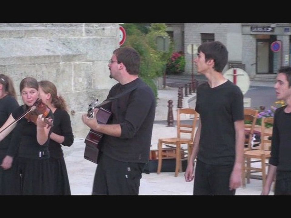 Troupe "jeunes vivants": la Pologne et frère Albert