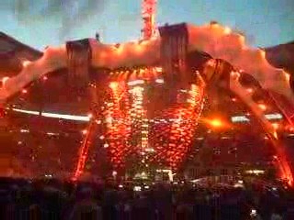 U2 - City of blinding lights - Stade de France