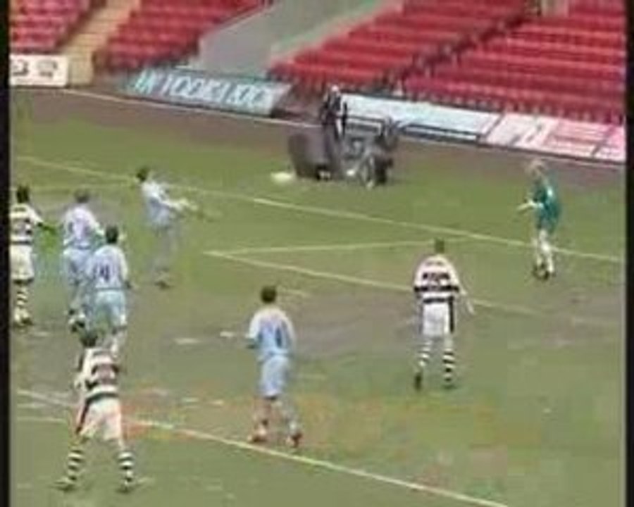 Own-goal Darlington-Bury