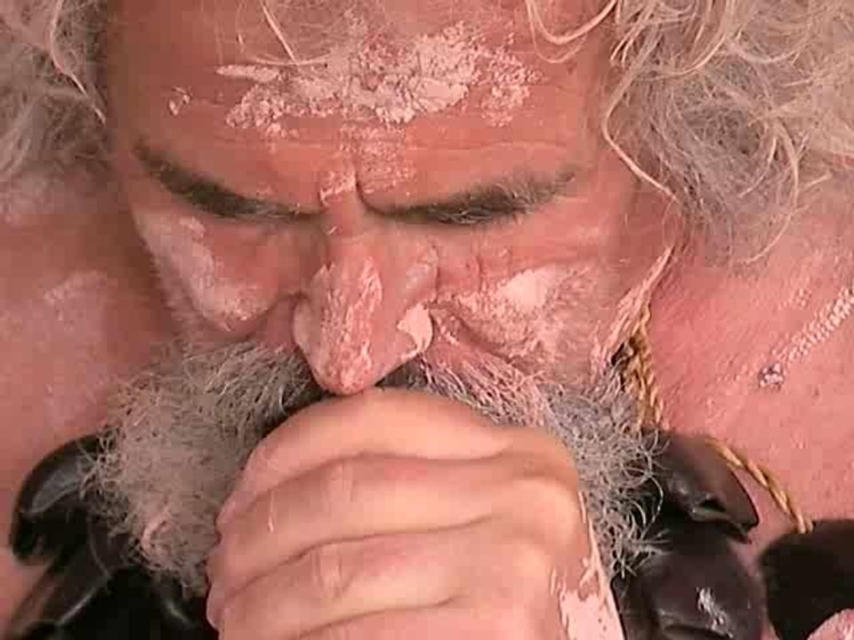 BLABLA TABLE - L'ABORIGÈNE ET SON DIDJERIDOO - CLEMATRIX " J'IRAI JOUER CHEZ VOUS " KATHERINE -TERRE D'ARNHEM