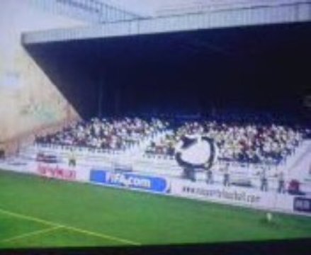 Retourné Acrobatique poteau rentrant Fifa 09